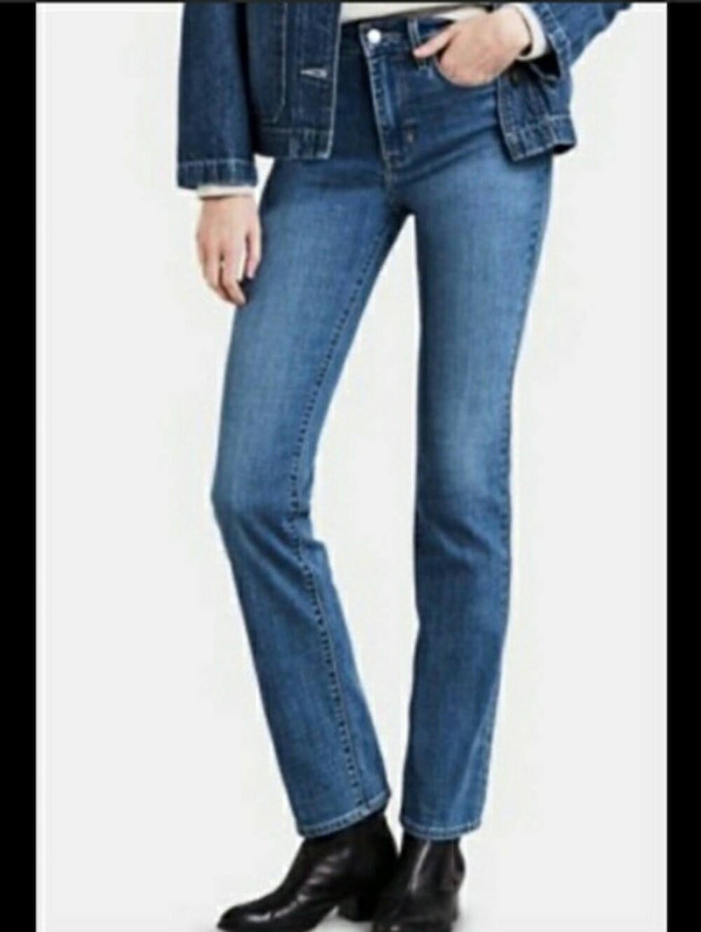 Levi's 724 High Rise Straight Blue Jeans Size 24x32